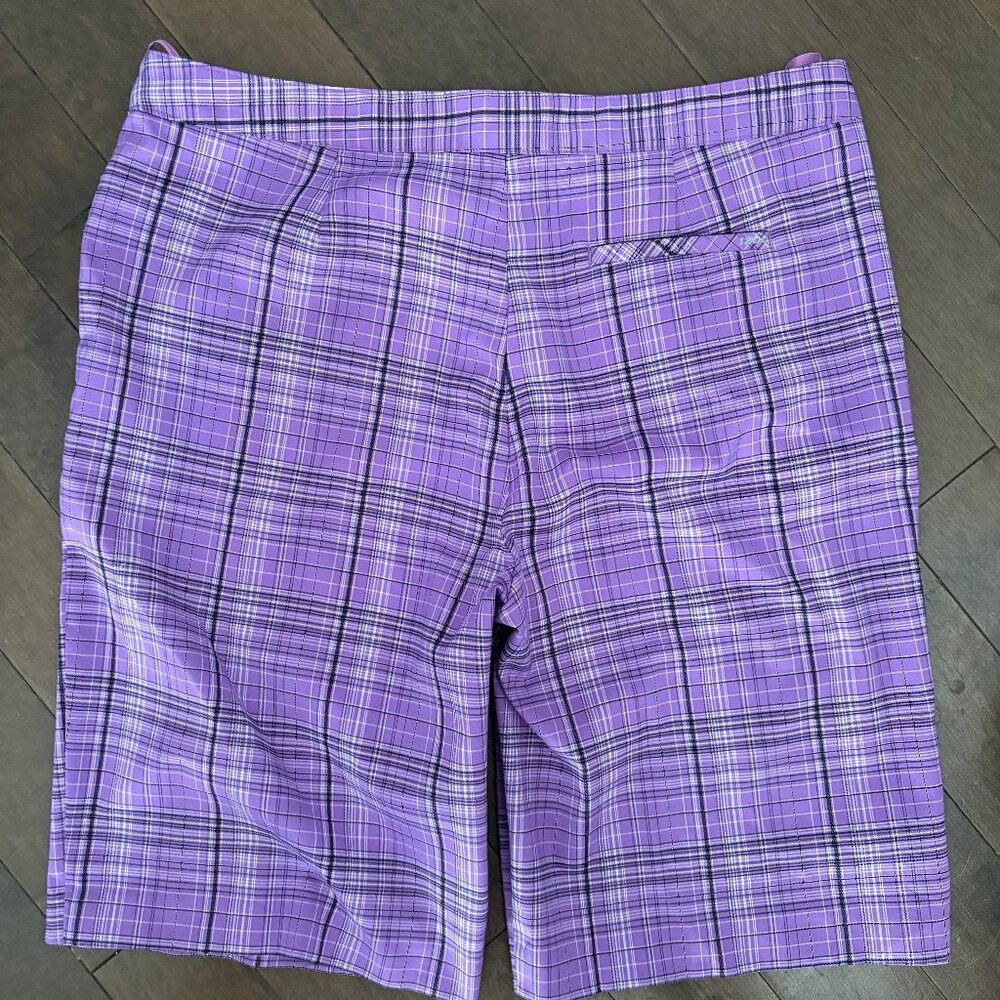 Izod purple plaid shorts size 14